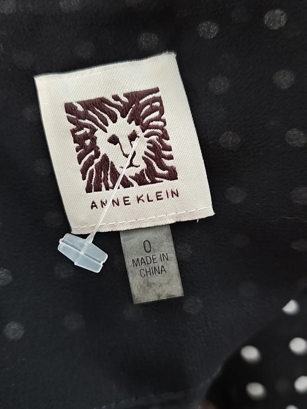 Anne Klein Size 0 Semi Sheer Blouse Black Off White Polka Dots - Picture 7 of 7